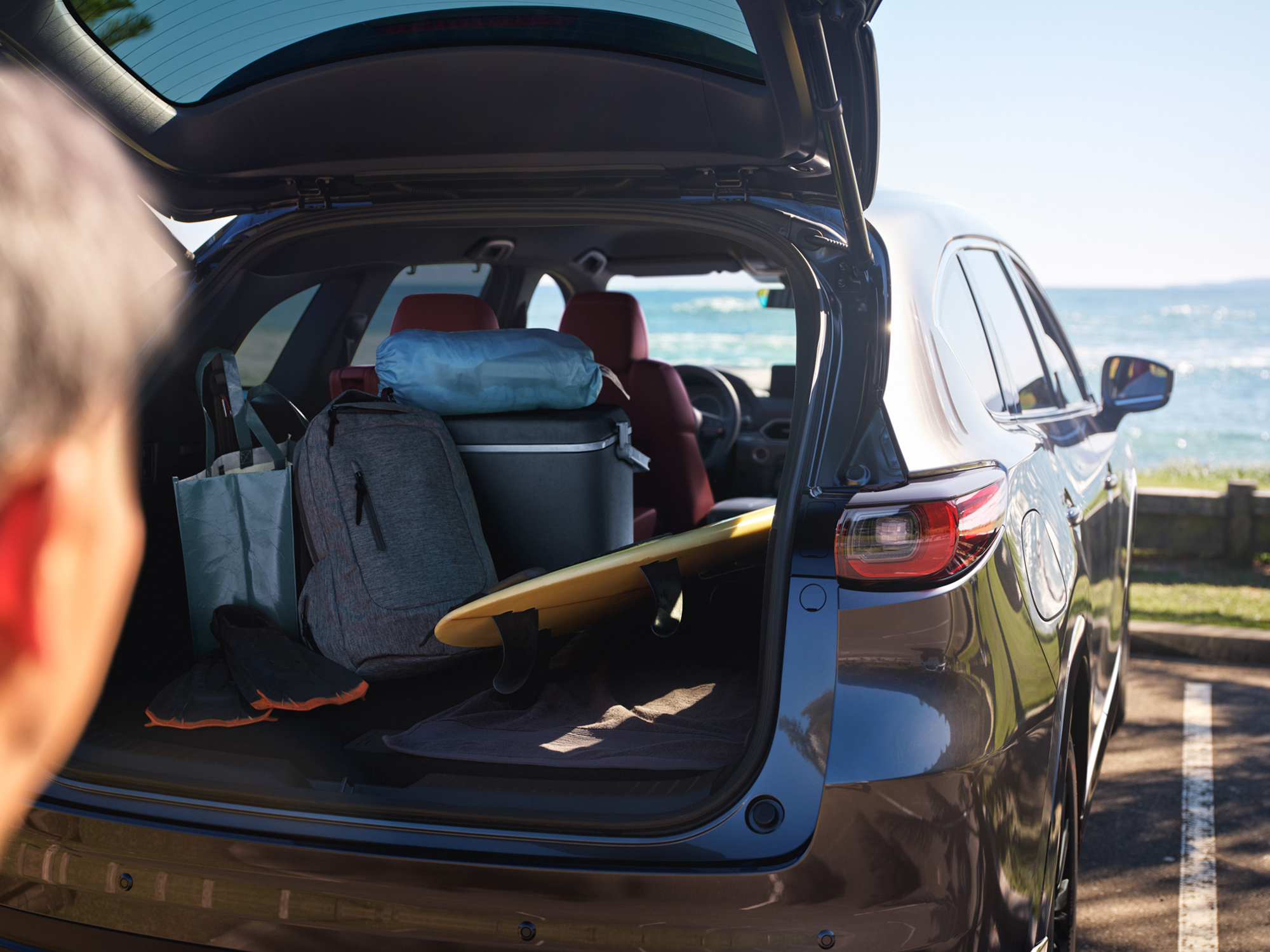 2022 CX 8 IPM4 JPN RHD BRD C204 03High 6 Seat INT Luggage Space